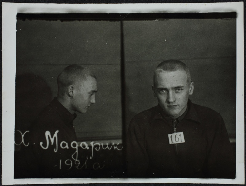 Vangifoto Madarik, Helmut Juhani p. (s. 1921) ja teiste uurimistoimikust.