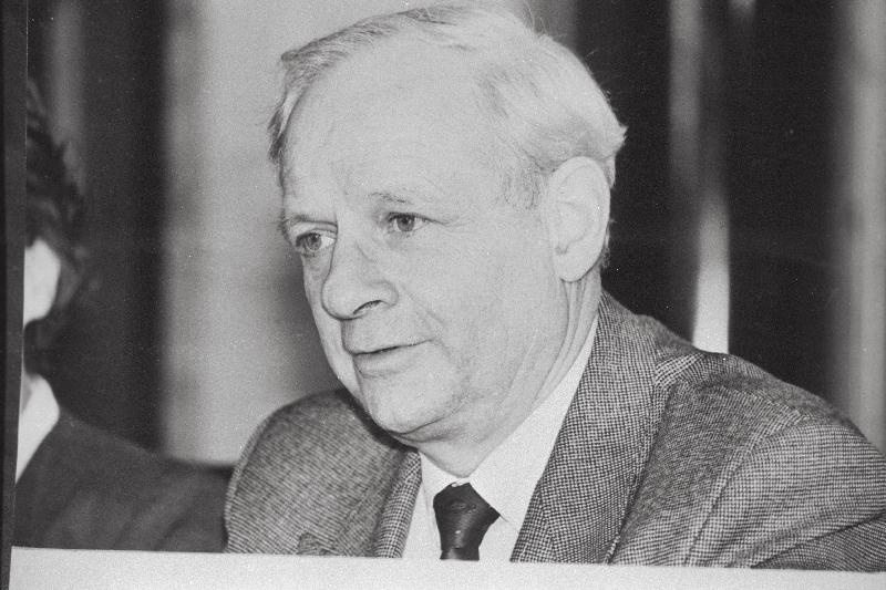 Rootsi Kuningriigi parlamendi peasekretär Gunnar Grensfors vastuvõtul Eesti Vabariigi Ülemnõukogu esimehe Arnold Rüütli juures.