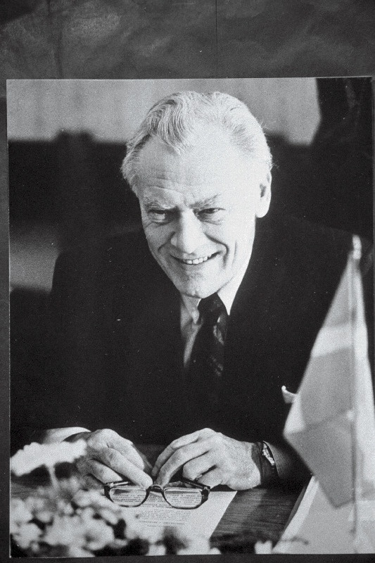 Taani Kuningriigi peaminister Poul Schlüter vastuvõtul Eesti Vabariigi Ülemnõukogu esimehe Arnold Rüütli juures Kadrioru lossis.