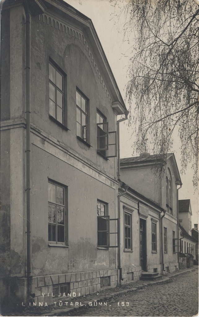 The daughter of Viljandi city. Gümn.