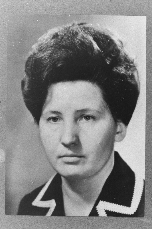 Dobrova, Veera - NSV Liidu Ülemnõukogu  VIII koosseisu saadik.