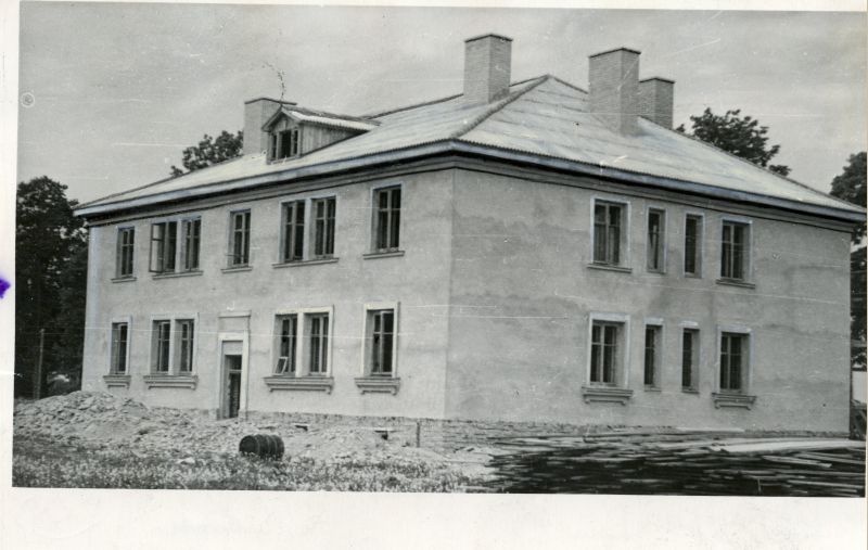 Valmiv elumaja Saue MTJ juures