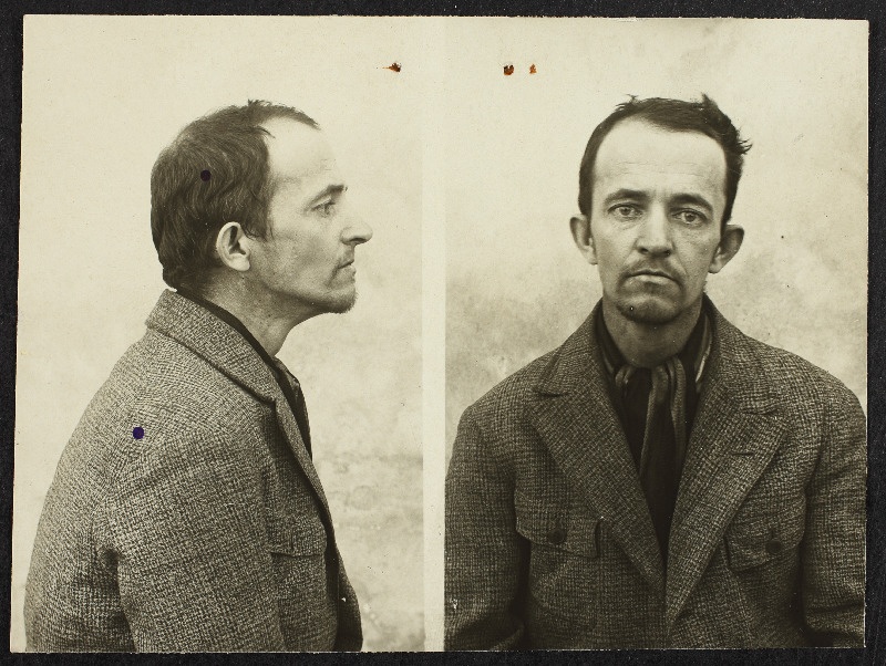 Aleksandr Petrov-Dudkin otse- ja külgvaates (uurimistoimiku foto)