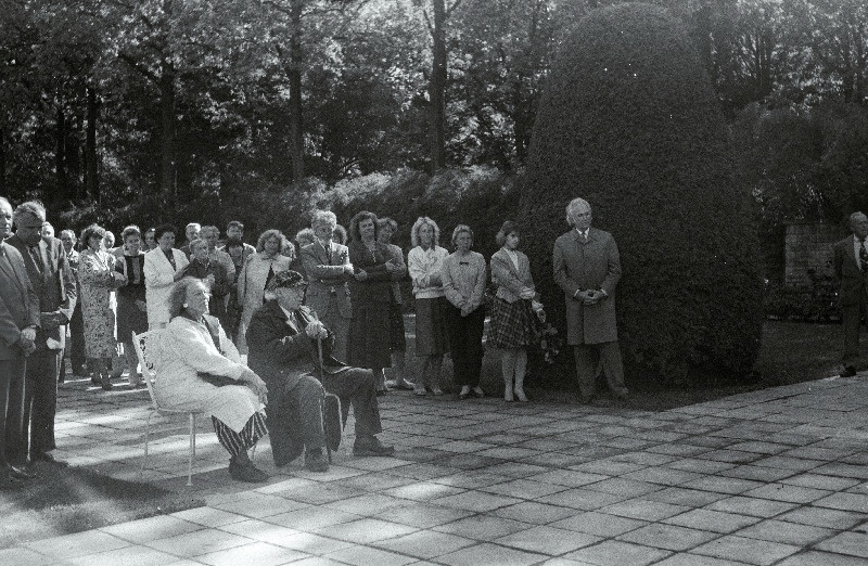 Vaade publikule Riikliku Akadeemilise Meeskoori kontserdil Eesti NSV Ülemnõukogu Presiidiumi aias.