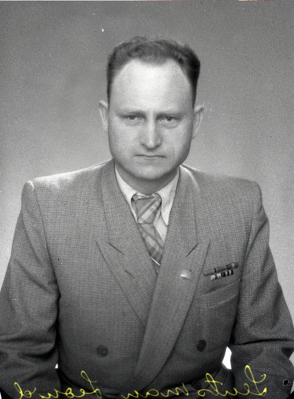 Lentsman, Leonid Nikolai poeg - Eesti NSV Ülemnõukogu saadik.