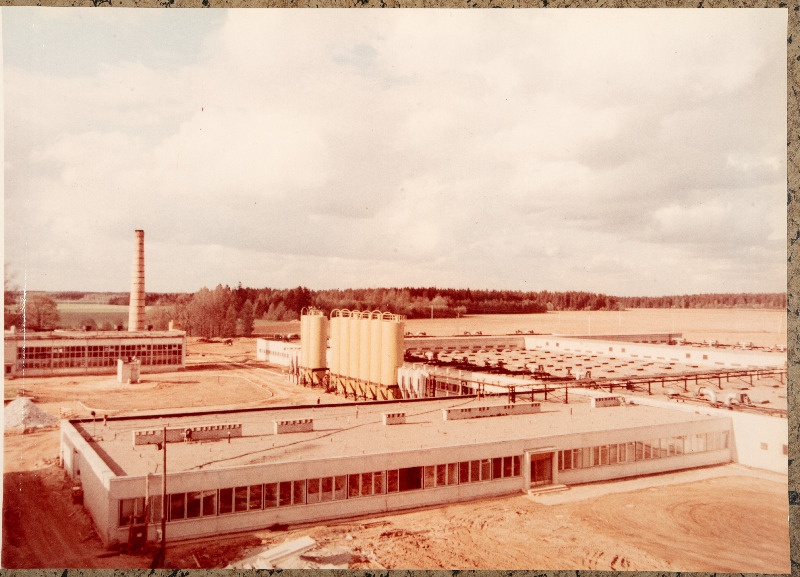 Viljandi rajooni J. Gagarini nim. Näidiskatsesovhoostehnikumi eksperimentaalne seakasvatuse kombinaat.