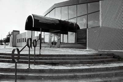 Tallinna Polütehnilise Instituudi söökla-klubi välisvaade.  similar photo