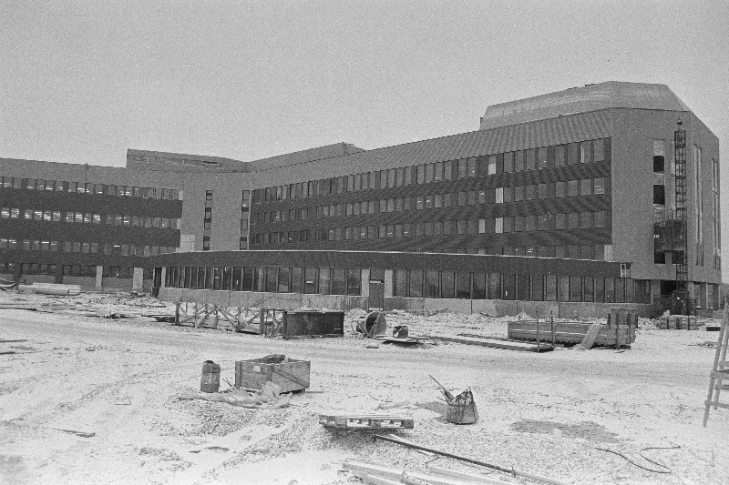 Vaade Naha- ja Jalatsiste Tootmiskoondise "Kommunaar" uuele hoonele.