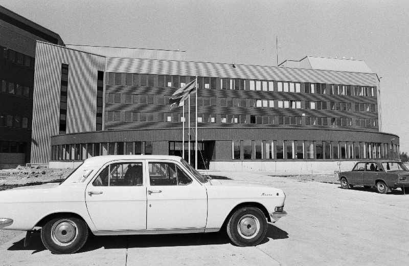 Vaade Naha- ja Jalatsite Tootmiskoondise "Kommunaar" uuele hoonele.