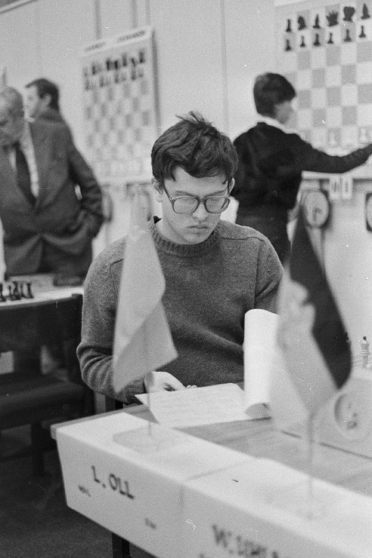 Maletaja Lembit Oll.