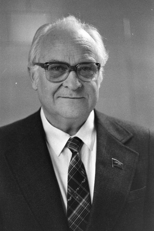 Rebane, Karl - Eesti NSV Teaduste Akadeemia president.