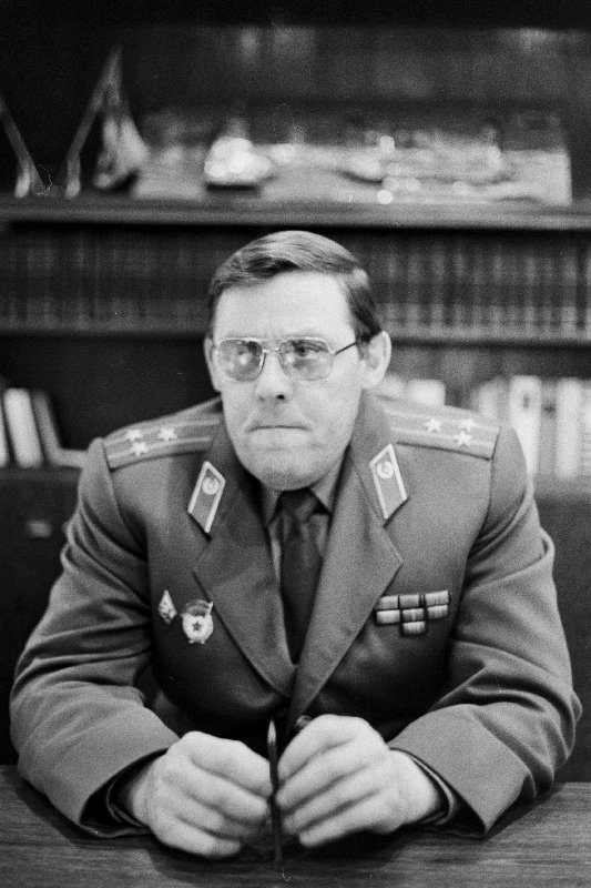Eesti NSV sõjakomissar polkovnik Rein Põder.