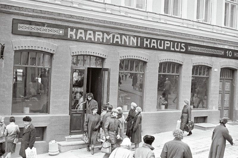 Kaarmann kaupluse välisvaade.