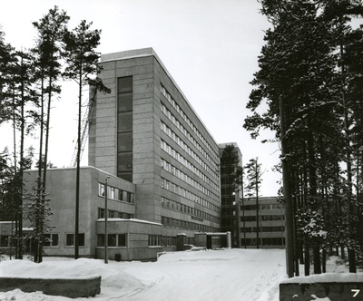 Võru-Kubija haigla, vaade hoonele. Arhitektid Harri Kingo, Ines Jaagus, Helmi Sakkov  duplicate photo
