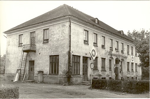 foto, Türi teenindusmaja Koidula t. 27 1985.a.