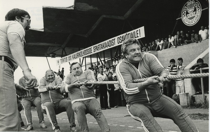 Kalurikolhooside 30. suvespartakiaad 1983