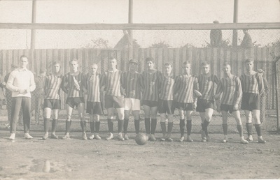 Üliõpilaste Spordiseltsi Sport - Türi Lembitu kohtumine jalgpallis Tallinnas 1921  duplicate photo