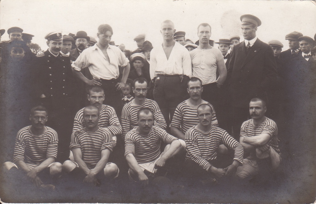 TJS Kalev - sõjalaeva Peeter Suur jalgpallimäng Tallinnas 1911