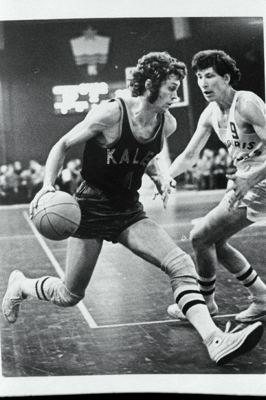 VSÜ “Kalevi” korvpallimeeskonna kohtumine Kaunase “Zalgirise “ meeskonnaga. Esiplaanil Priit Tomson.