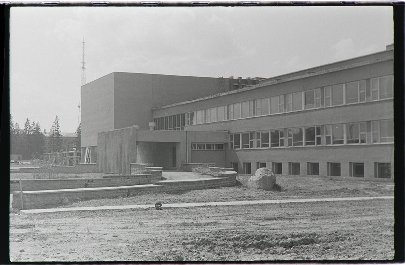 Uue Maarjamõisa haigla ehitusel. Mai 1973. a.