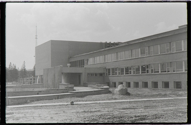 Uue Maarjamõisa haigla ehitusel. Mai 1973. a.