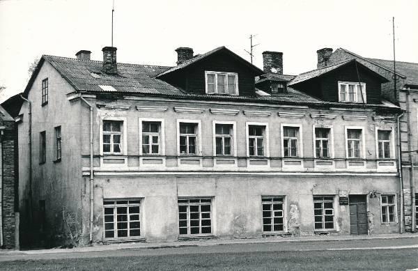 Foto. Fortuuna 1.
Tartu, 1990. Foto: Harri Duglas.