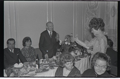 Villem Alttoa 75. sünnipäev Tartu ülikooli kohvikus. 31. oktoober 1973. a.  similar photo