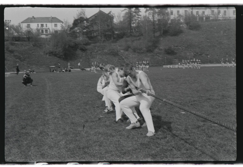 Spordipäev Tartu ülikooli staadionil 1971. a.