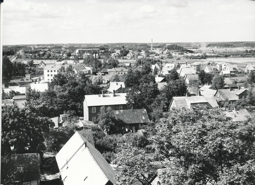 Foto. Võru vaade EELK Katariina  kiriku tornist Tartu suunas augustis 1982.a.