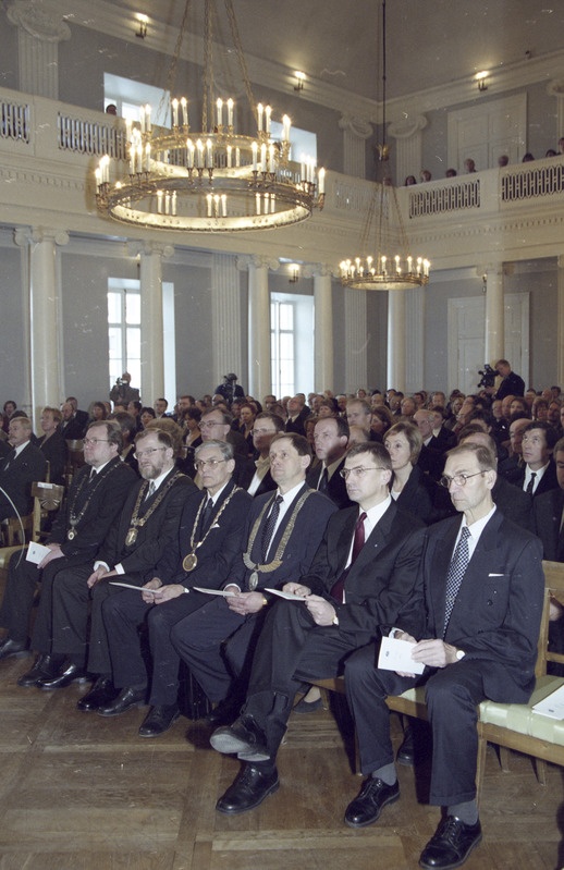 Negatiivid Tartu Ülikooli üritustest 1997-2003