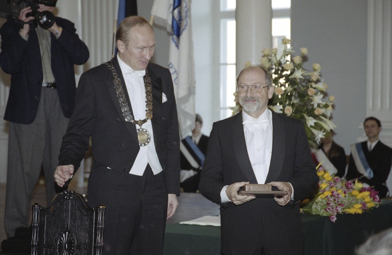 Negatiivid Tartu Ülikooli üritustest 1997-2003
