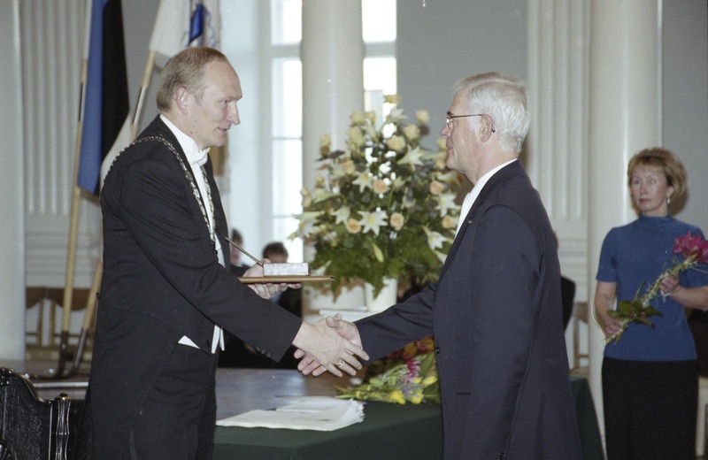 Negatiivid Tartu Ülikooli üritustest 1997-2003