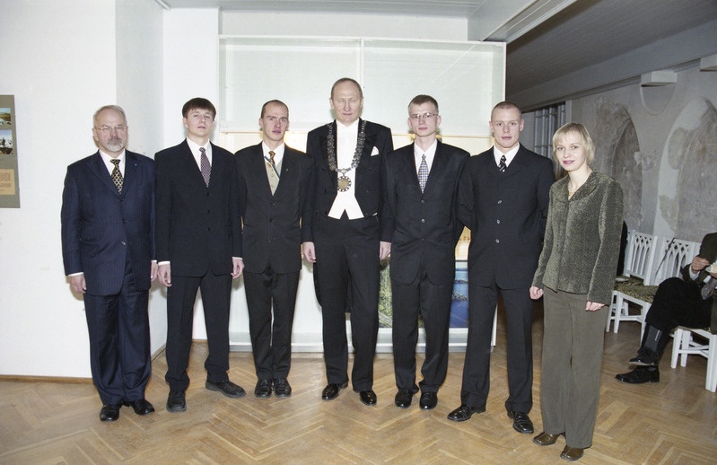Negatiivid Tartu Ülikooli üritustest 1997-2003
