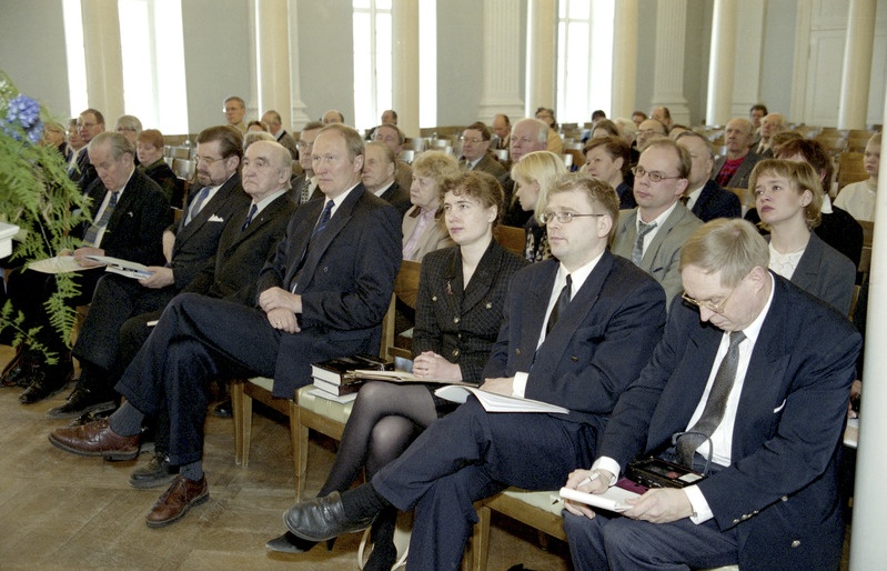 Negatiivid Tartu Ülikooli üritustest 1997-2003