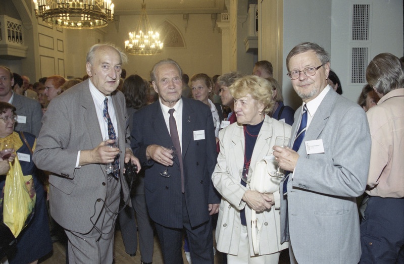 Negatiivid Tartu Ülikooli üritustest 1997-2003