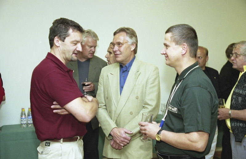 Negatiivid Tartu Ülikooli üritustest 1997-2003