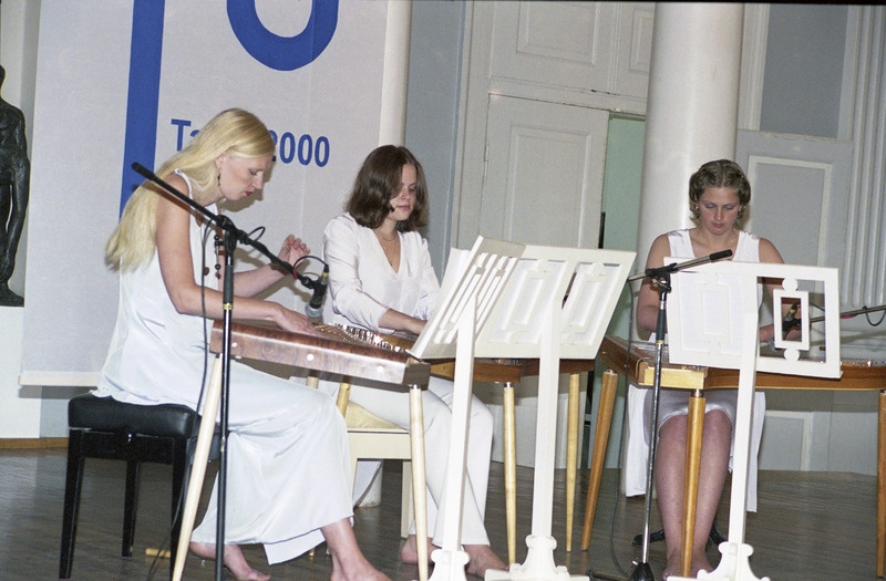 Negatiivid Tartu Ülikooli üritustest 1997-2003