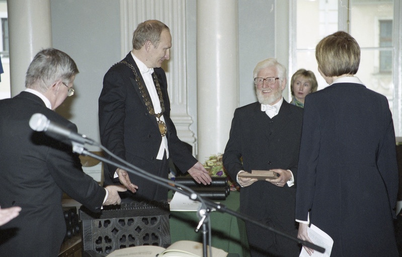 Negatiivid Tartu Ülikooli üritustest 1997-2003