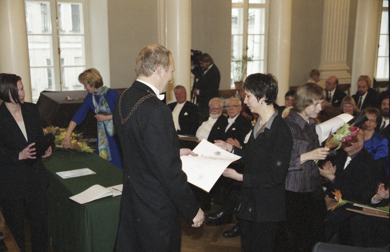 Negatiivid Tartu Ülikooli üritustest 1997-2003