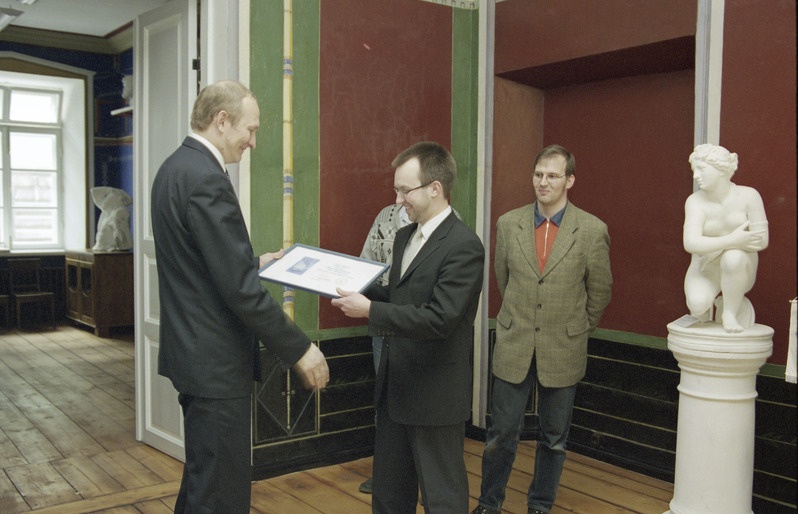 Negatiivid Tartu Ülikooli üritustest 1997-2003
