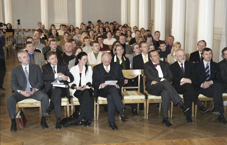 Negatiivid Tartu Ülikooli üritustest 1997-2003