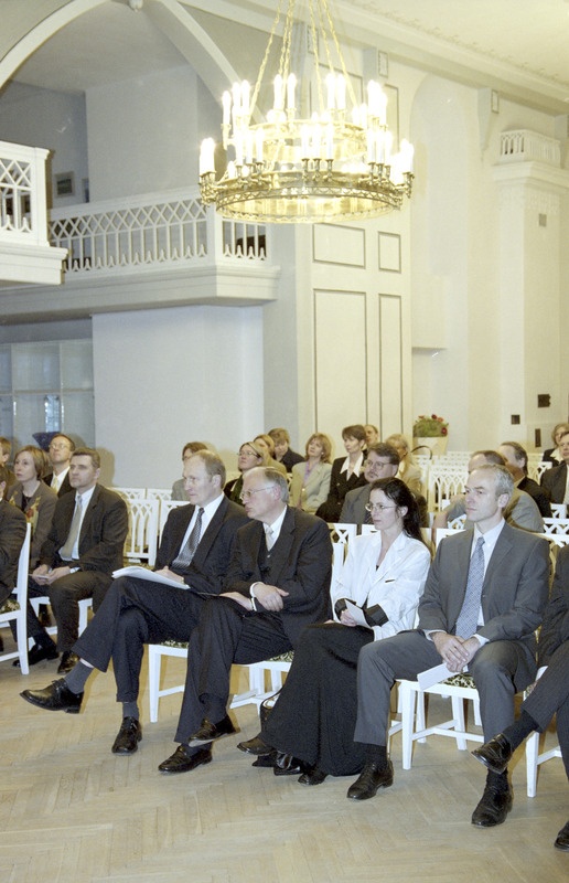 Negatiivid Tartu Ülikooli üritustest 1997-2003