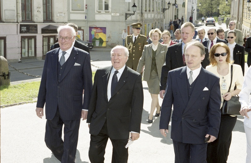 Negatiivid Tartu Ülikooli üritustest 1997-2003