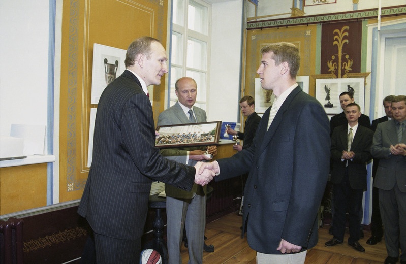 Negatiivid Tartu Ülikooli üritustest 1997-2003