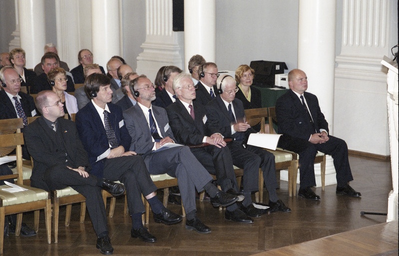 Negatiivid Tartu Ülikooli üritustest 1997-2003