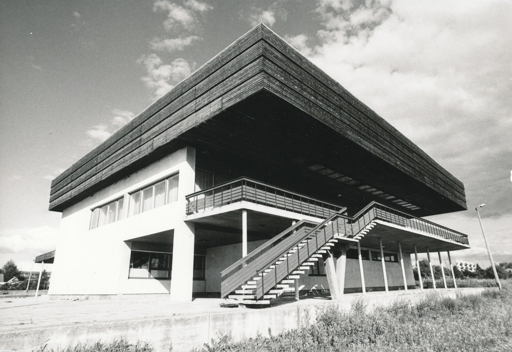 Foto. Võru. Söökla-kohvik "Rannatare" Vee tänav 6 , augustis 1982.a.