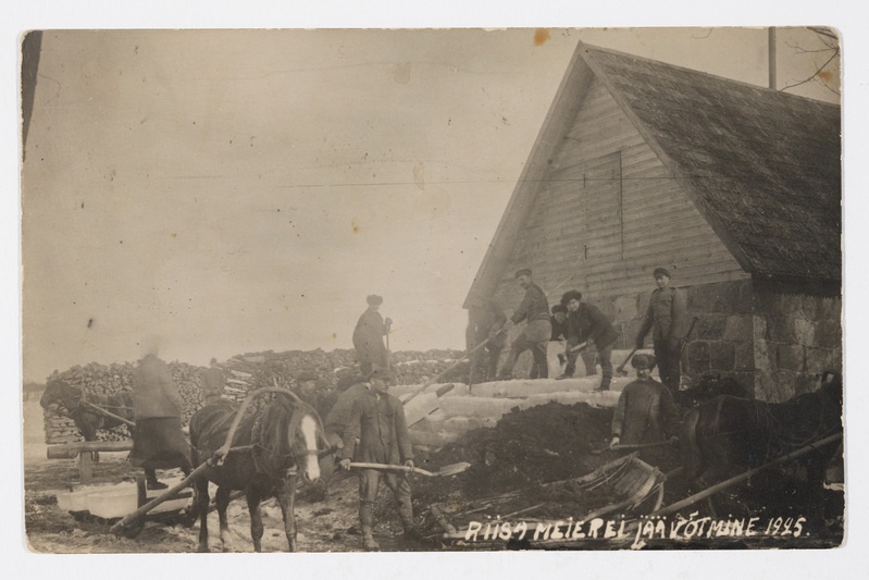 Jää võtmine Halliste jõelt Riisa meierei jaoks 1925. a.