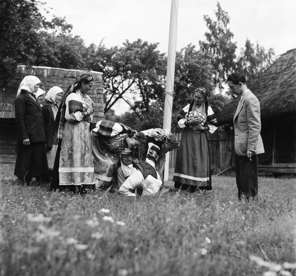 Pulmad Obinitsa külas