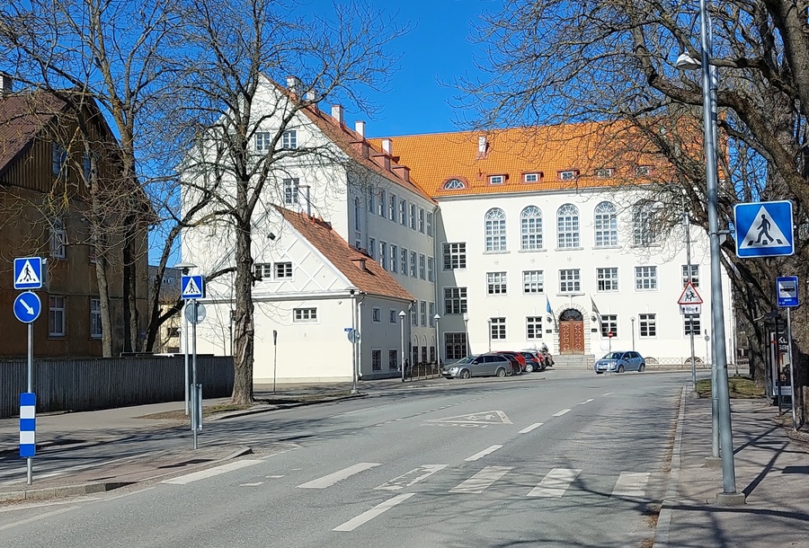 17. Secondary school rephoto