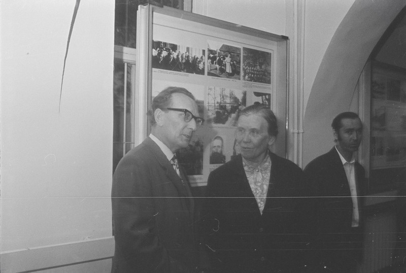 Ajaloomuuseumi näitus Moskvas NSVL Revolutsioonimuuseumis. Avamine